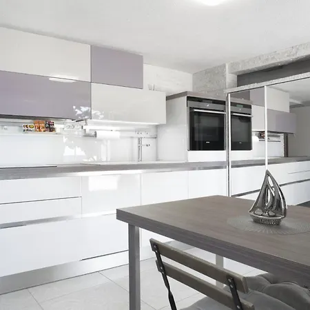 Punta Ka 2'2 By Locap Group