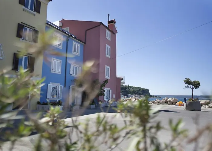 Punta Ka 2'2 By Locap Group *